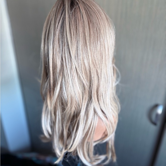 Belle tress “Siena” wig in color Raw sugar blond City collection new - Picture 6 of 7